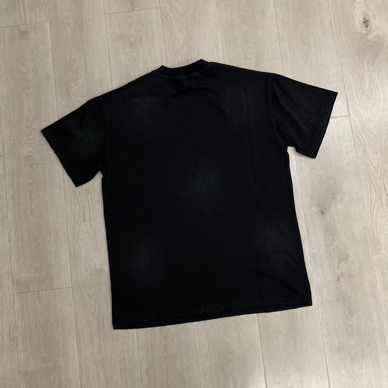 DUAA Tshirt 4